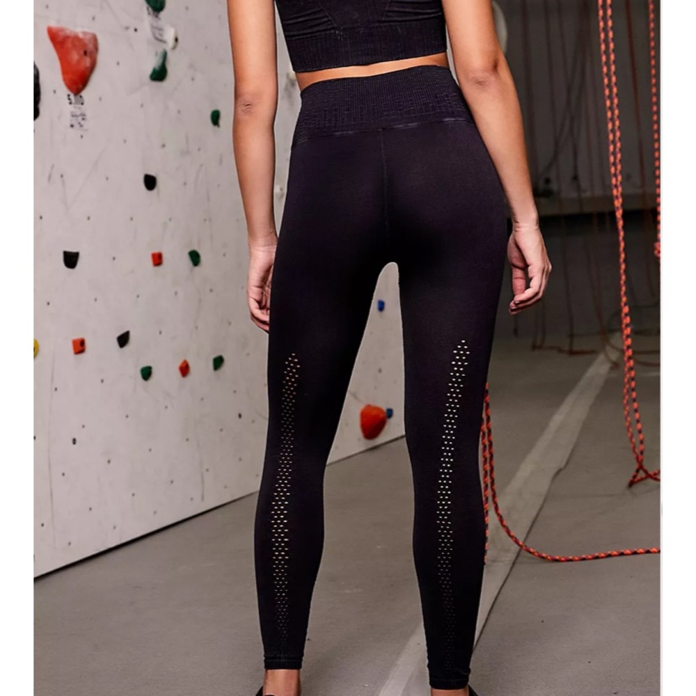 Free People High-Rise 7/8 Length Good Karma Leggings